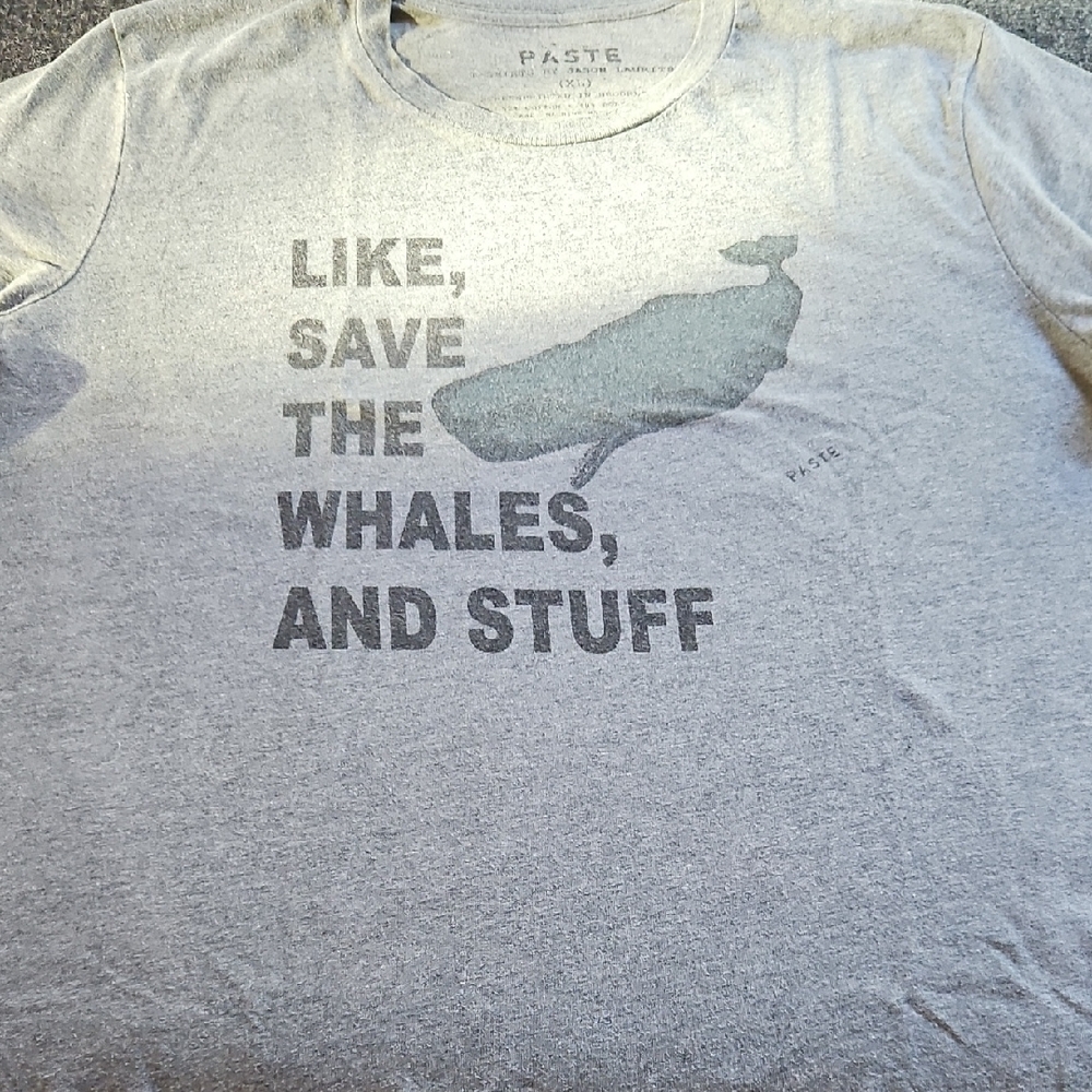 Gray Whale Graphic Tee